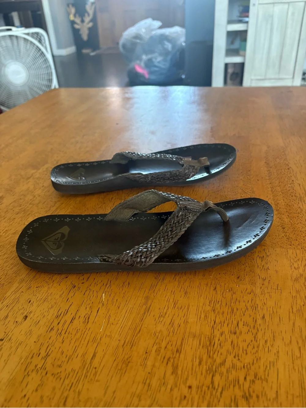 Roxy flip flops